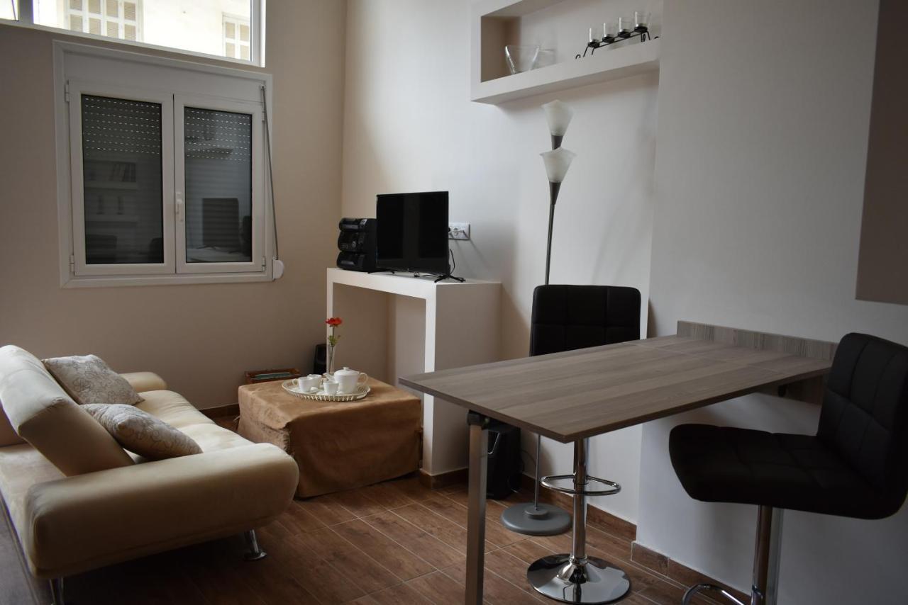 Your Vacation Home In The Center Of Kalamata Ngoại thất bức ảnh