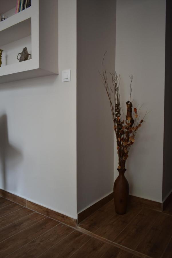 Your Vacation Home In The Center Of Kalamata Ngoại thất bức ảnh